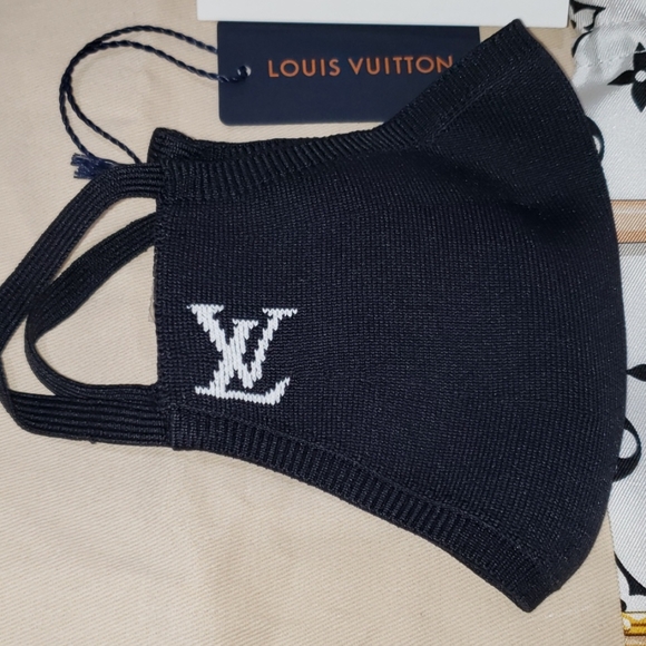 Face Covering Designer Accessory by Louis Vuitton - Picture 2 of 11